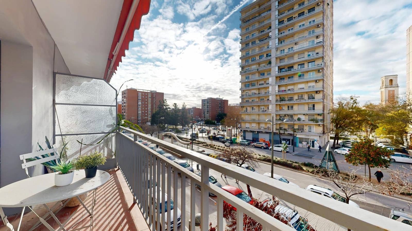 4 soveværelse Lejlighed til salg i Valencia by - € 330.000 (Ref: 9565419)