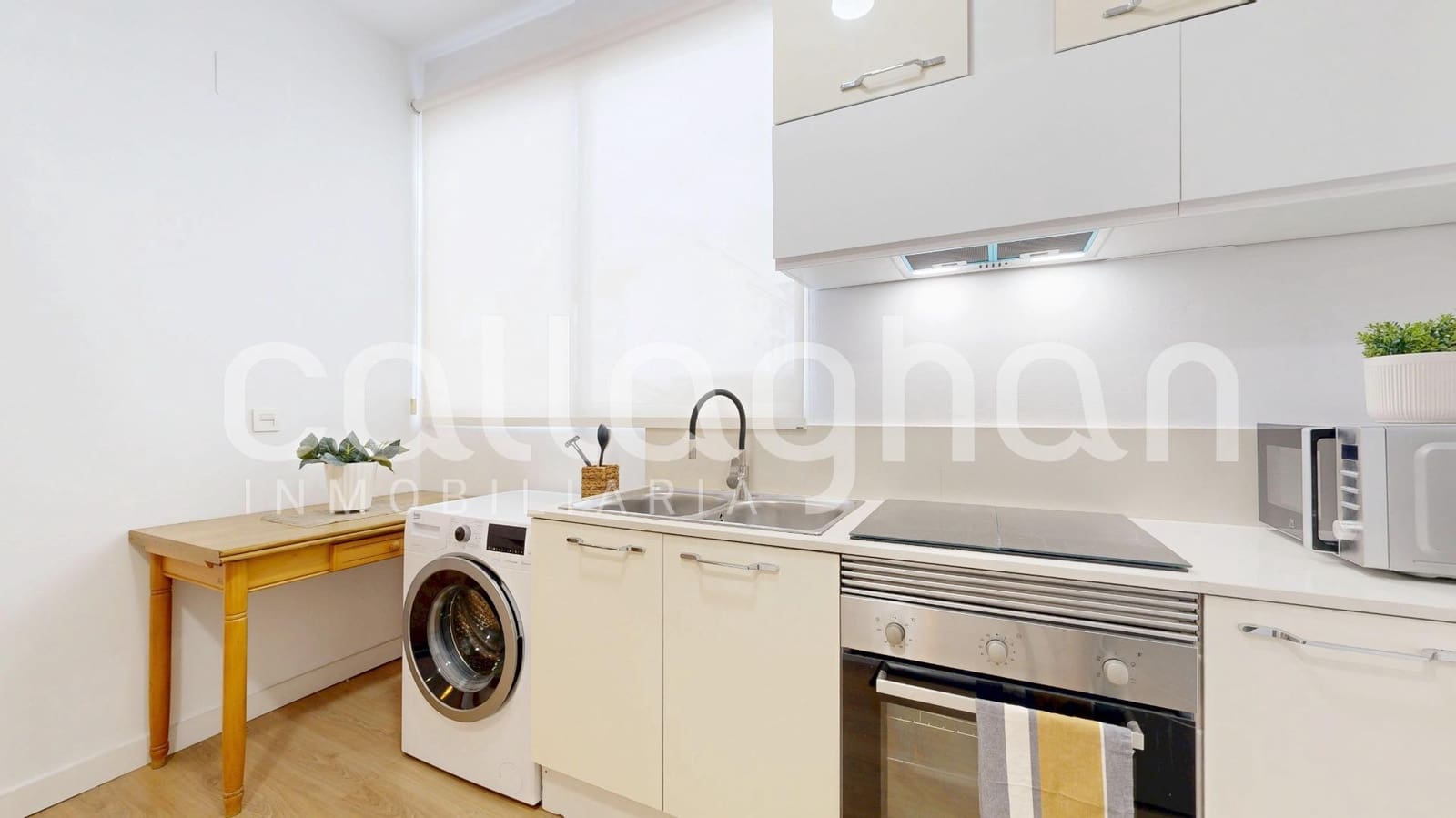 2 slaapkamer Flat te huur in Valencia stad - € 1.250 (Ref: 9574797)