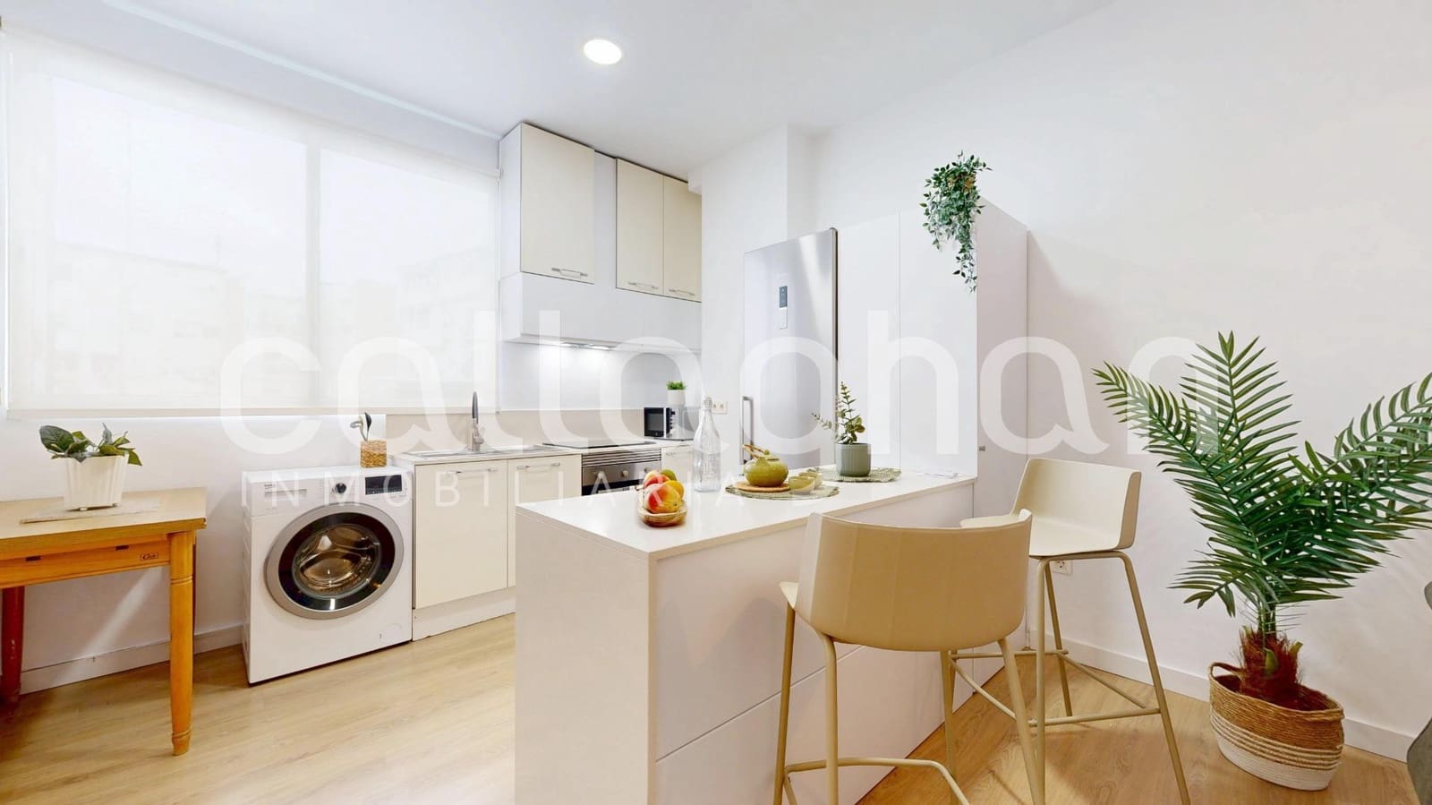 2 slaapkamer Flat te huur in Valencia stad - € 1.250 (Ref: 9574797)