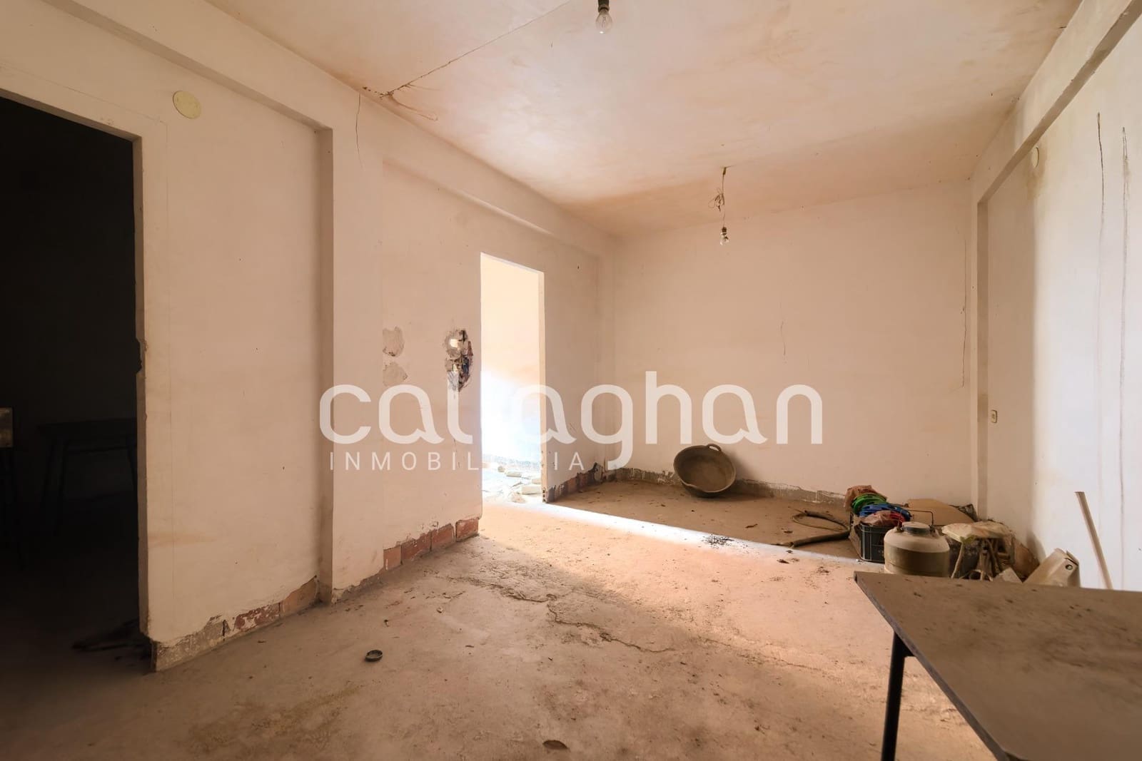 3 bedroom Terraced Villa for sale in Chilches - € 57,000 (Ref: 9583059)