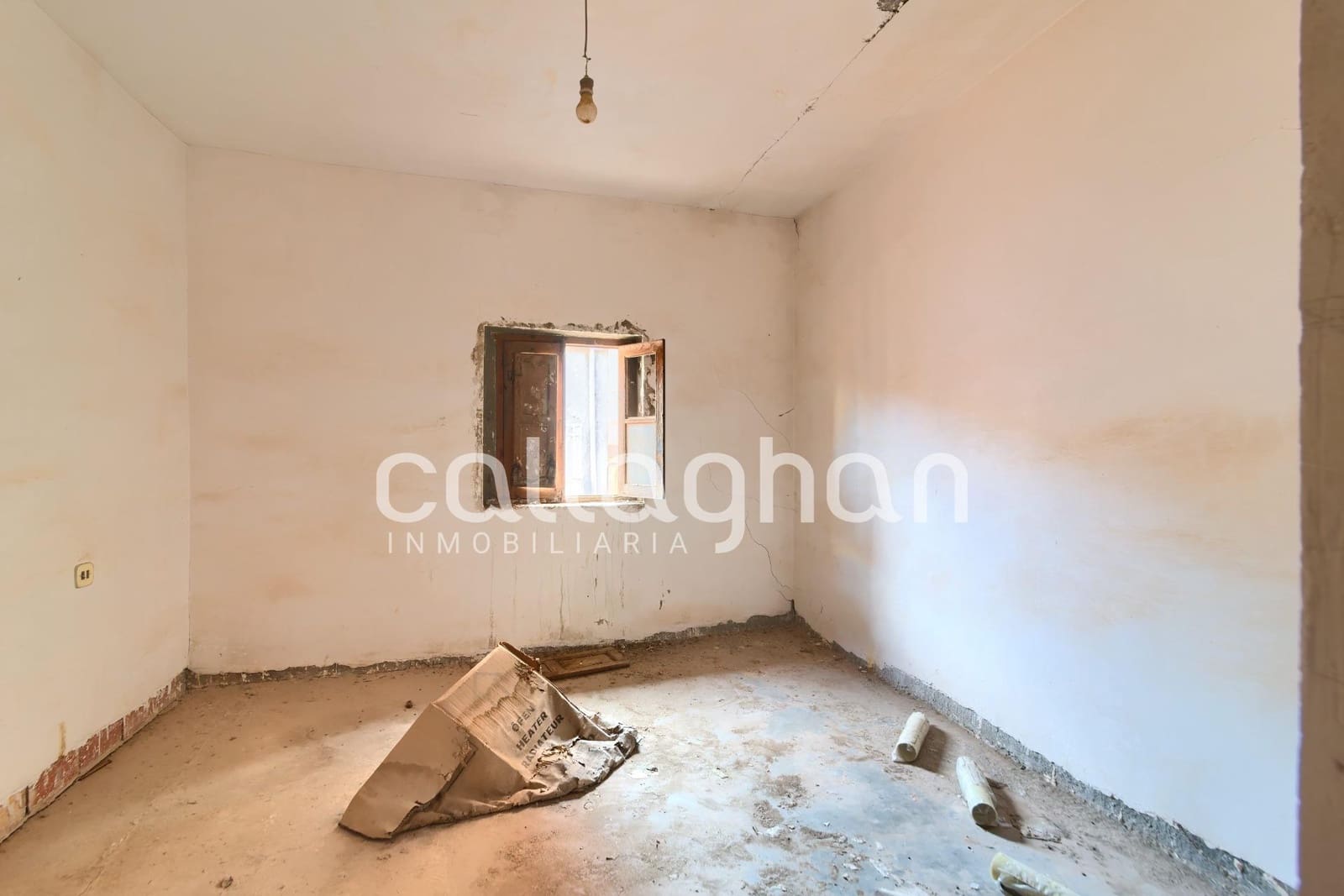 3 bedroom Terraced Villa for sale in Chilches - € 57,000 (Ref: 9583059)