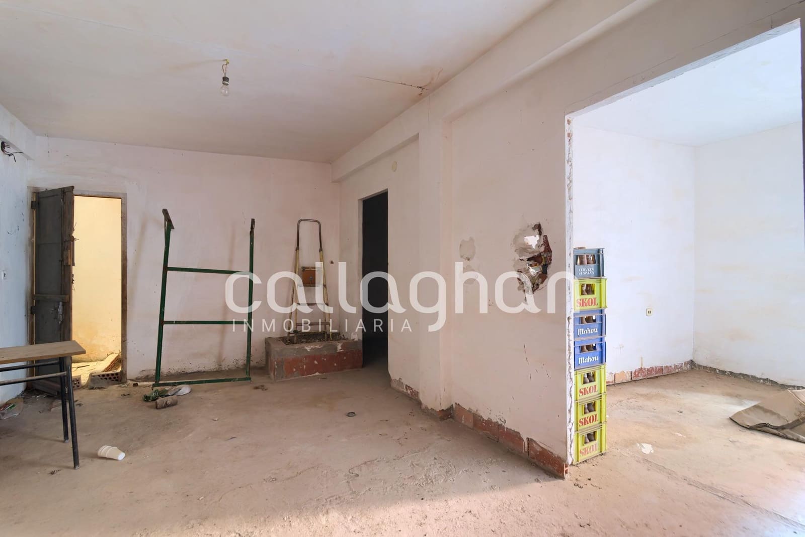 3 bedroom Terraced Villa for sale in Chilches - € 57,000 (Ref: 9583059)