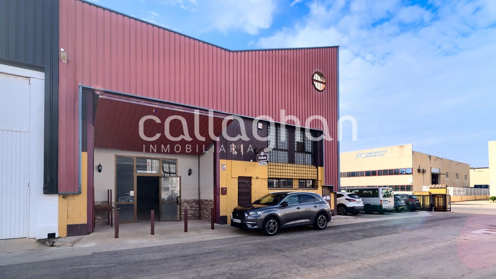 Commerciale in vendita in Riba-roja de Turia - 359.900 € (Rif: 9591528)