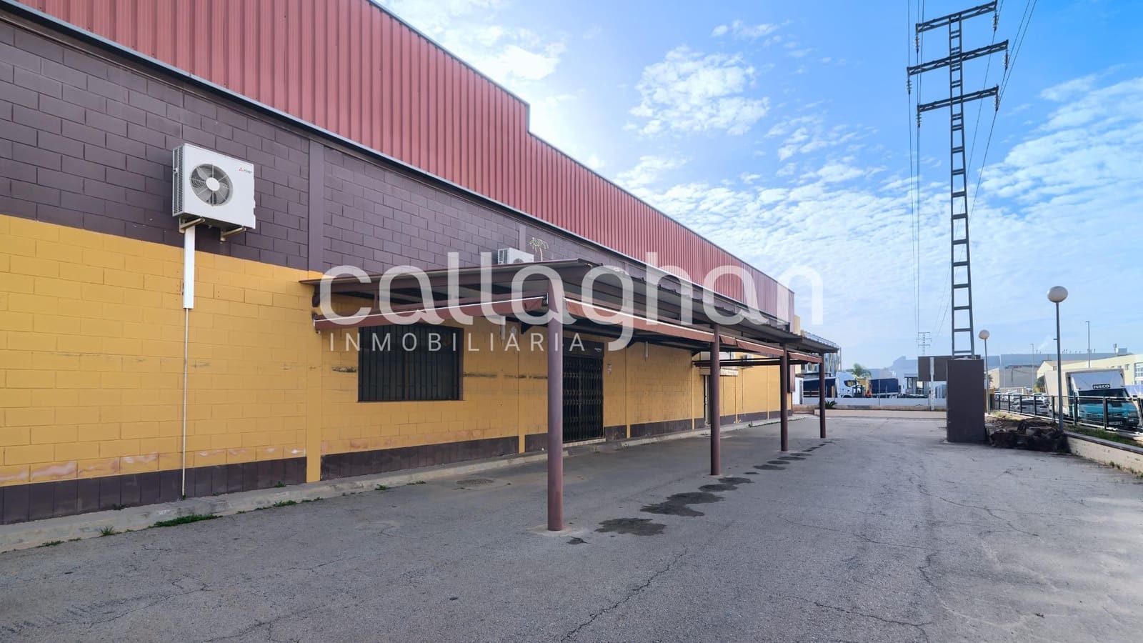 Commerciale in vendita in Riba-roja de Turia - 359.900 € (Rif: 9591528)