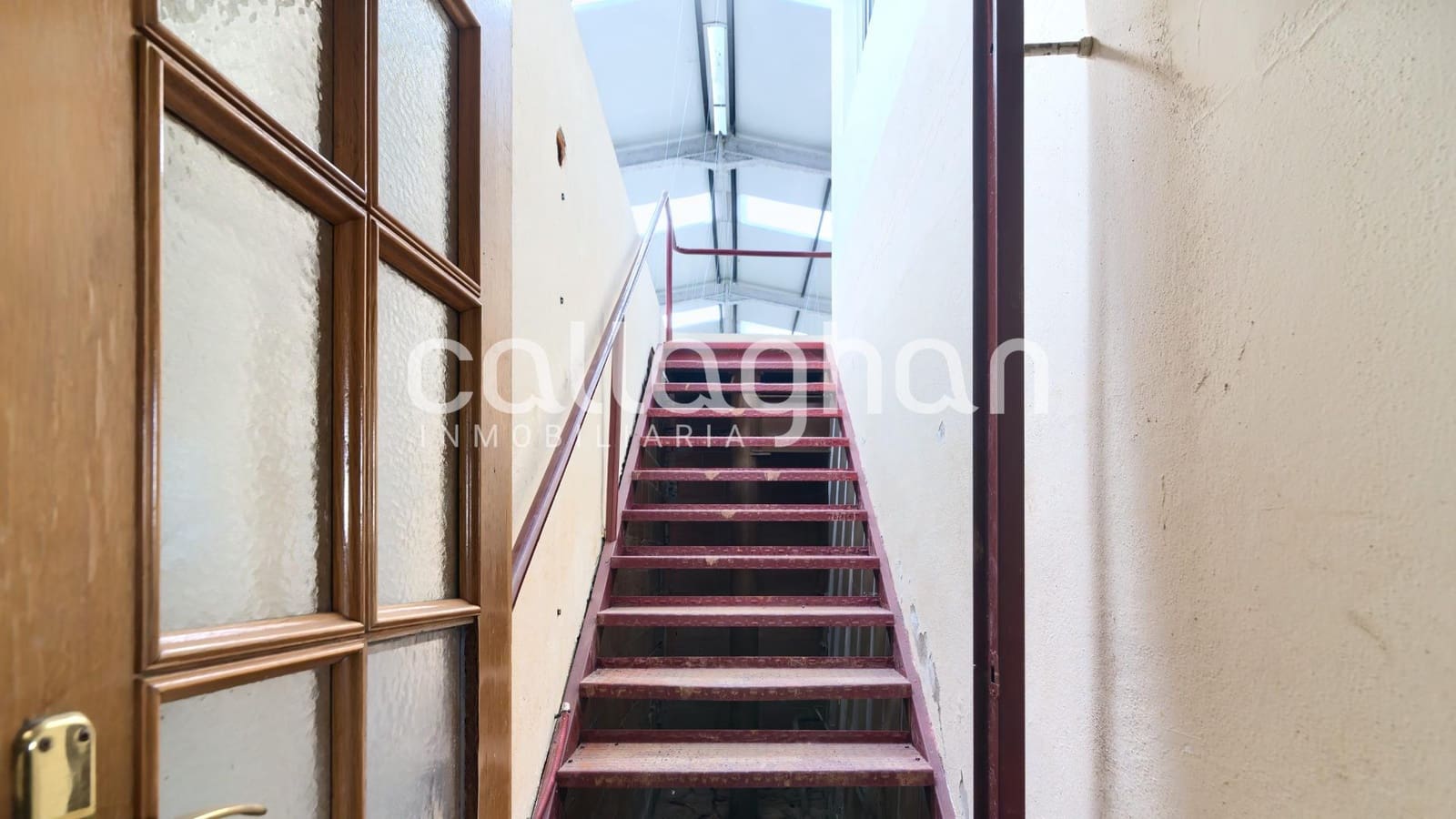 Commerciale in vendita in Riba-roja de Turia - 359.900 € (Rif: 9591528)