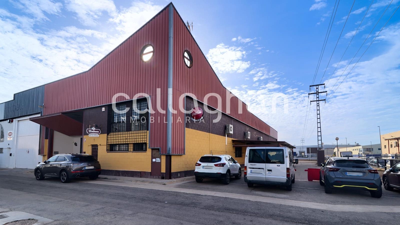 Commerciale in vendita in Riba-roja de Turia - 359.900 € (Rif: 9591528)