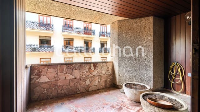 6 sypialnia Mieszkanie na sprzedaż w La Gran Via, Miasto Walencja - 1 350 000 € (Ref: 9591529)