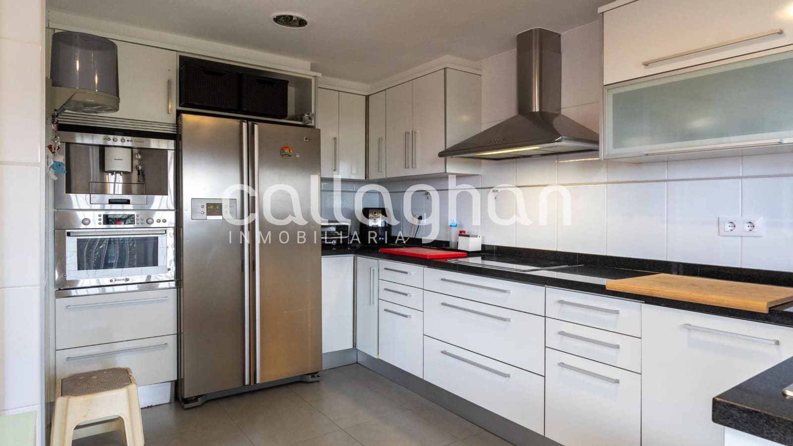 4 bedroom Villa for sale in Real de Gandia with pool - € 405,000 (Ref: 9608232)