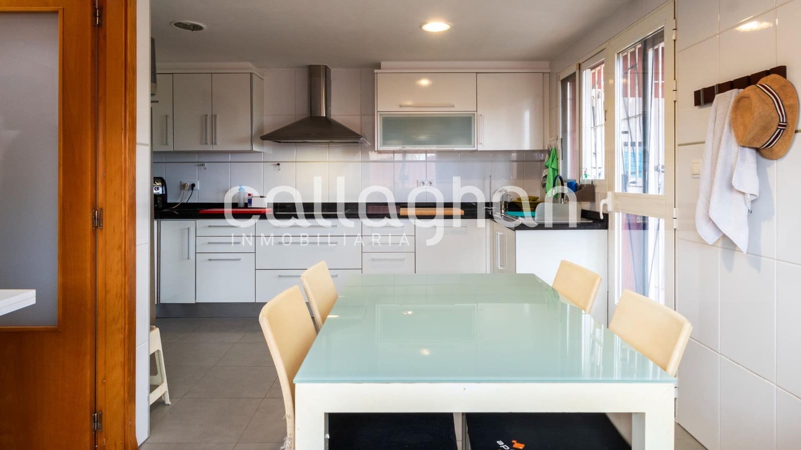 4 bedroom Villa for sale in Real de Gandia with pool - € 405,000 (Ref: 9608232)