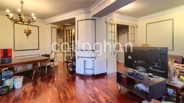 3 bedroom Flat for sale in La Roqueta, Valencia city - € 430,000 (Ref: 9619493)