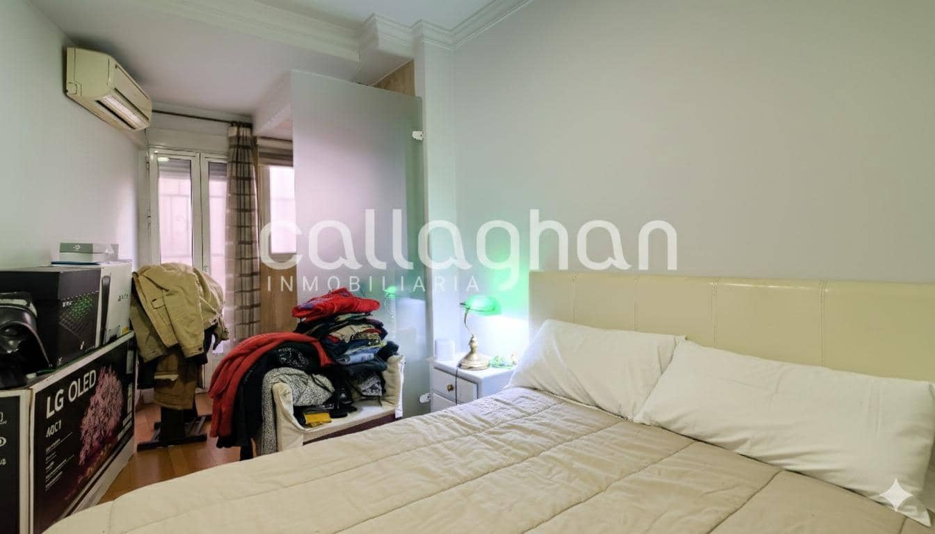 Piso de 3 habitaciones en València ciudad en venta - 420.000 € (Ref: 9619493)