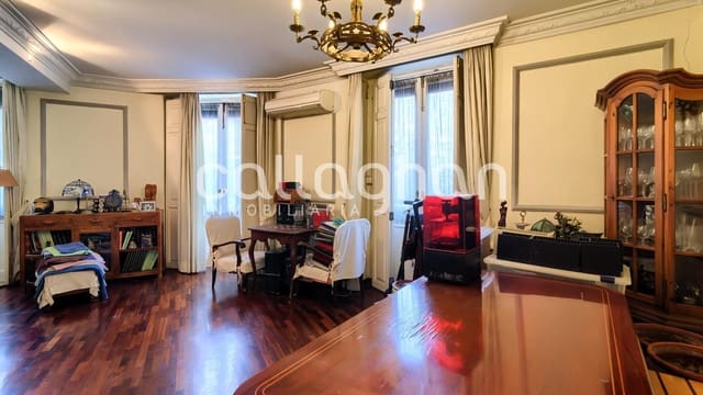 3 slaapkamer Flat te koop in La Roqueta, Valencia stad - € 420.000 (Ref: 9619493)