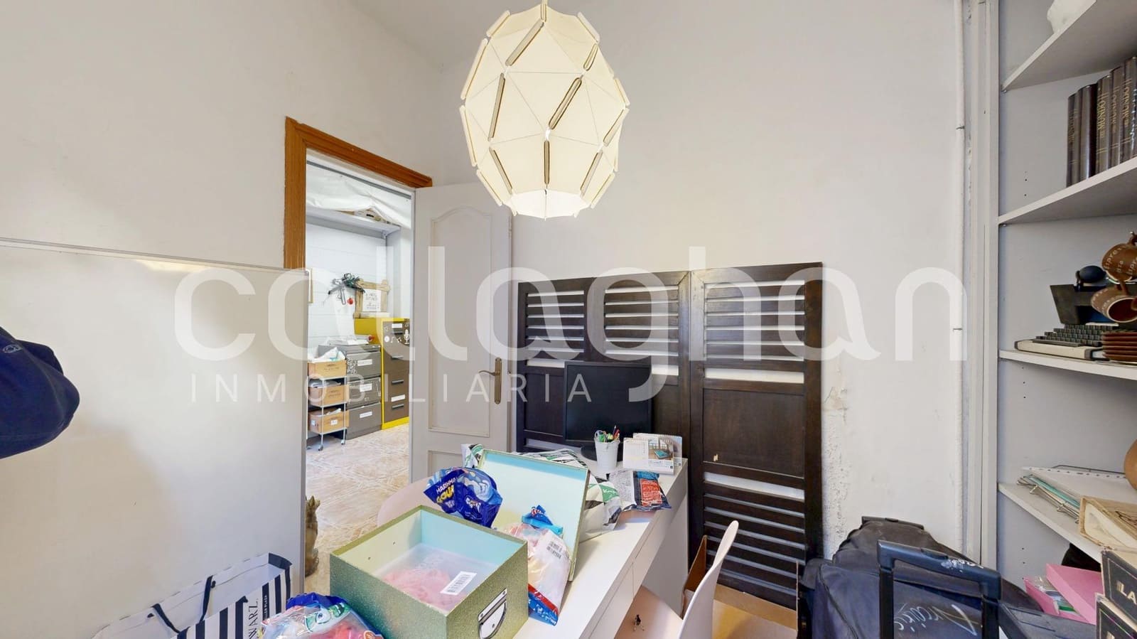 Kommersiell til salgs i Valencia by - € 260 000 (Ref: 9619494)