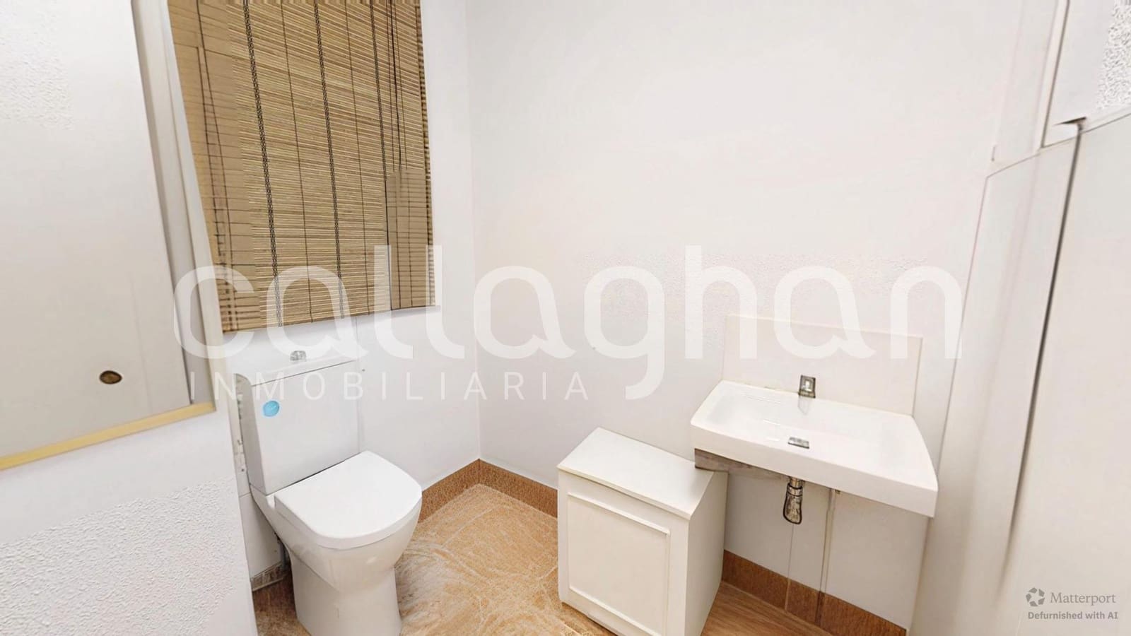 Commercial for sale in Valencia city - € 260,000 (Ref: 9619494)