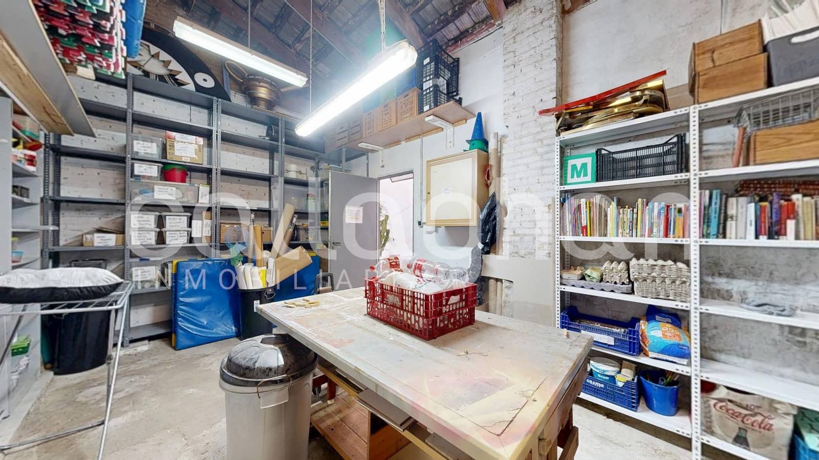 Commercial for sale in Valencia city - € 260,000 (Ref: 9619494)