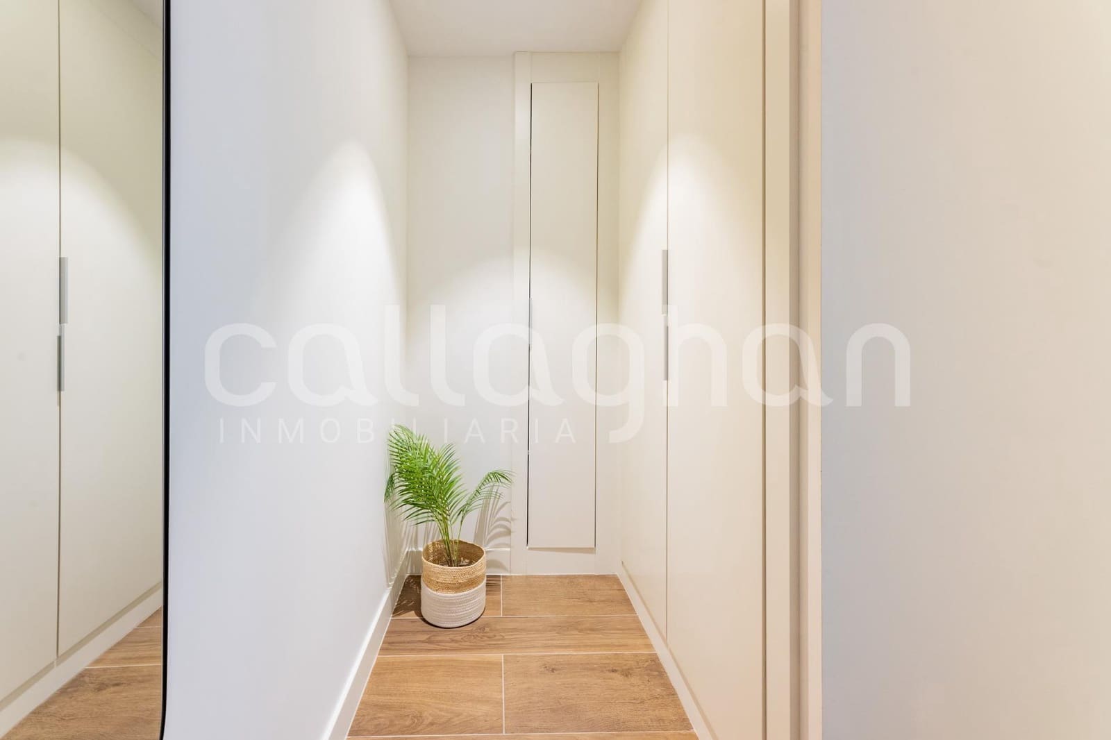 3 soverom Leilighet til salgs i Valencia by med svømmebasseng garasje - € 730 000 (Ref: 9619495)