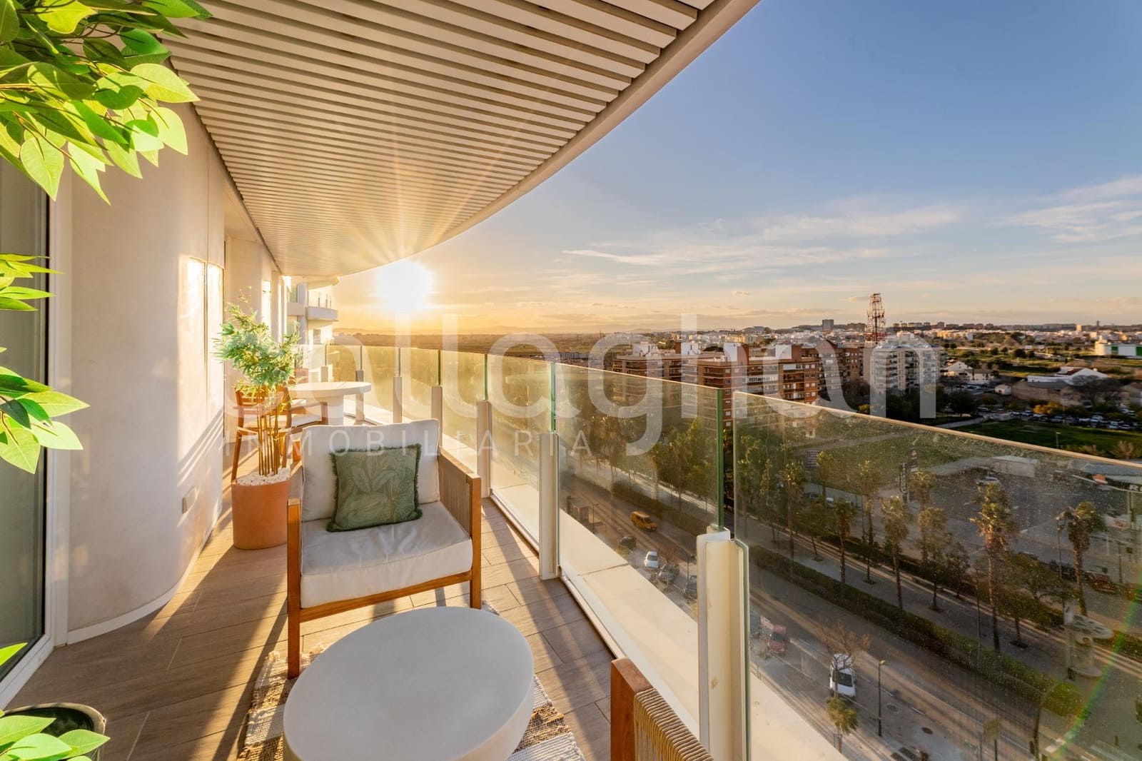 3 soverom Leilighet til salgs i Valencia by med svømmebasseng garasje - € 730 000 (Ref: 9619495)