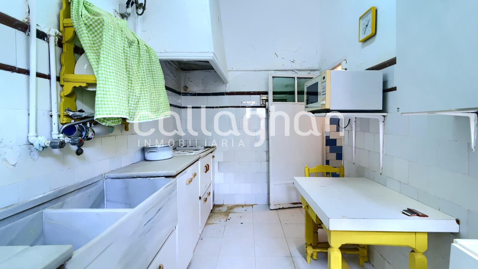 5 bedroom Townhouse for sale in Benaguasil - € 180,000 (Ref: 9622420)