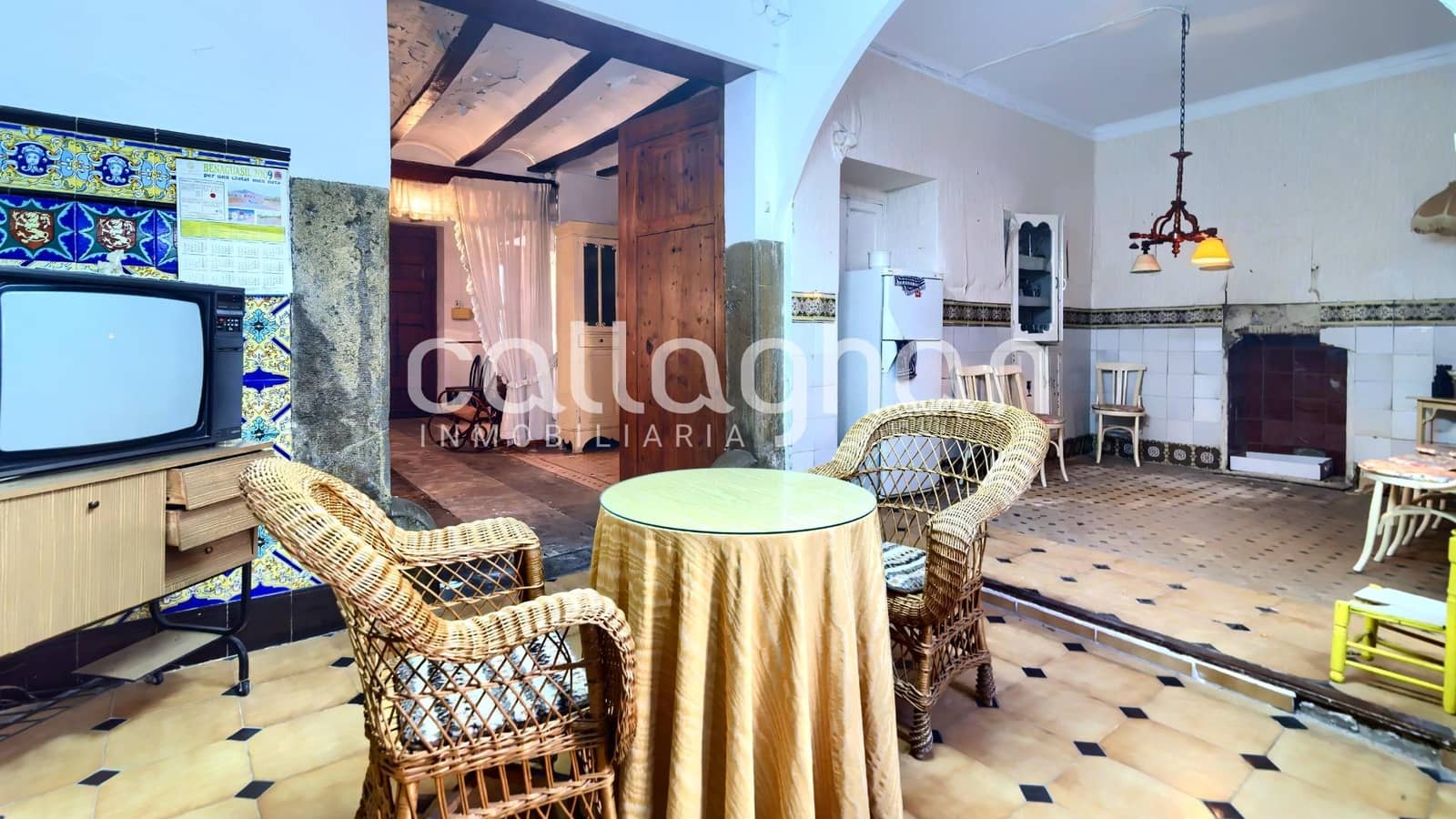 5 bedroom Townhouse for sale in Benaguasil - € 180,000 (Ref: 9622420)