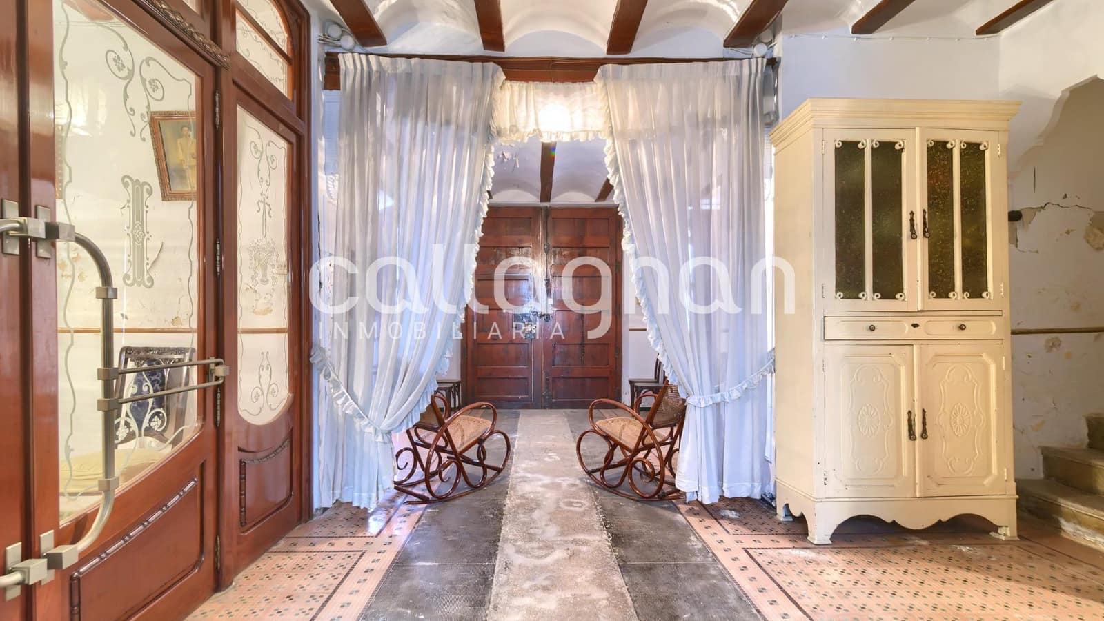 5 bedroom Townhouse for sale in Benaguasil - € 180,000 (Ref: 9622420)