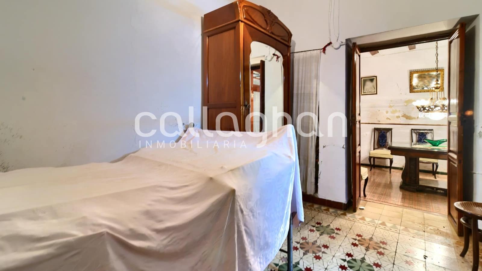 5 bedroom Townhouse for sale in Benaguasil - € 180,000 (Ref: 9622420)