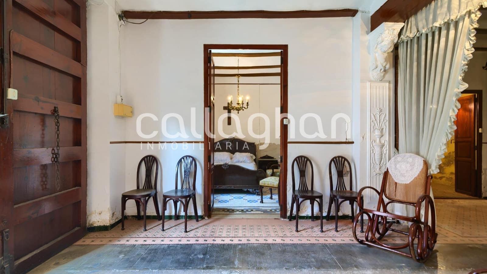 5 bedroom Townhouse for sale in Benaguasil - € 180,000 (Ref: 9622420)