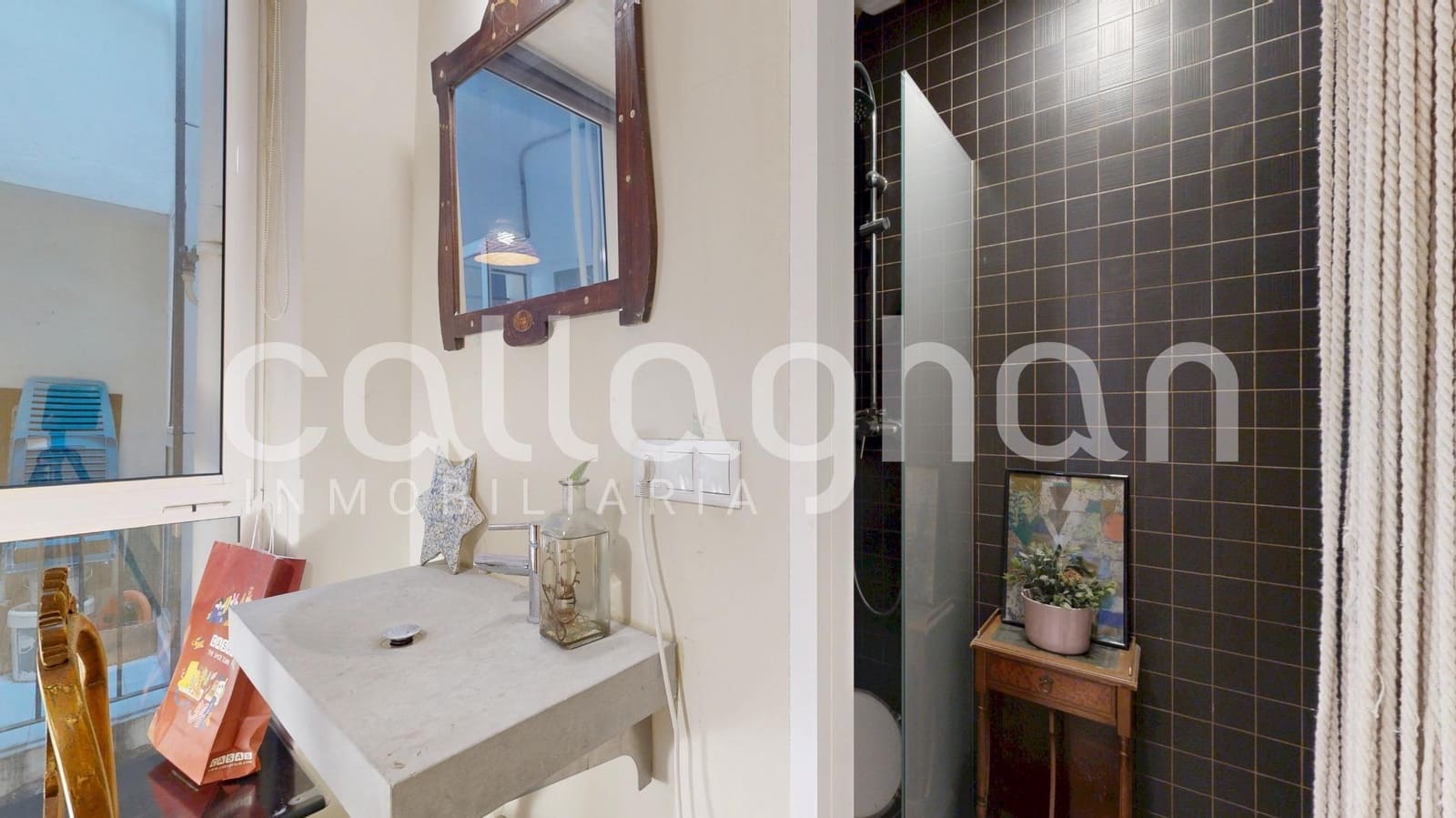 4 bedroom Flat for sale in Valencia city - € 590,000 (Ref: 9625901)
