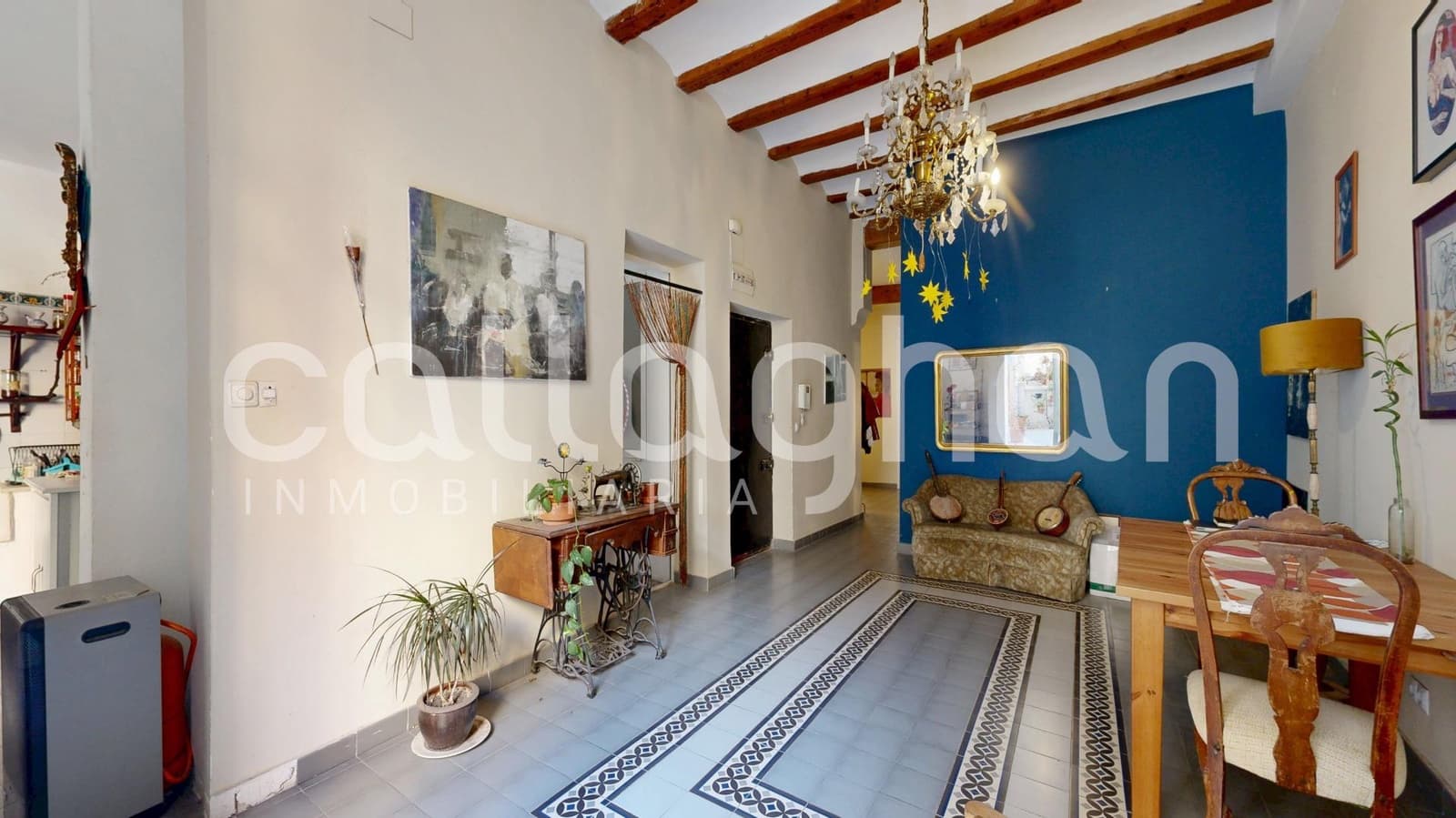4 bedroom Flat for sale in Valencia city - € 590,000 (Ref: 9625901)