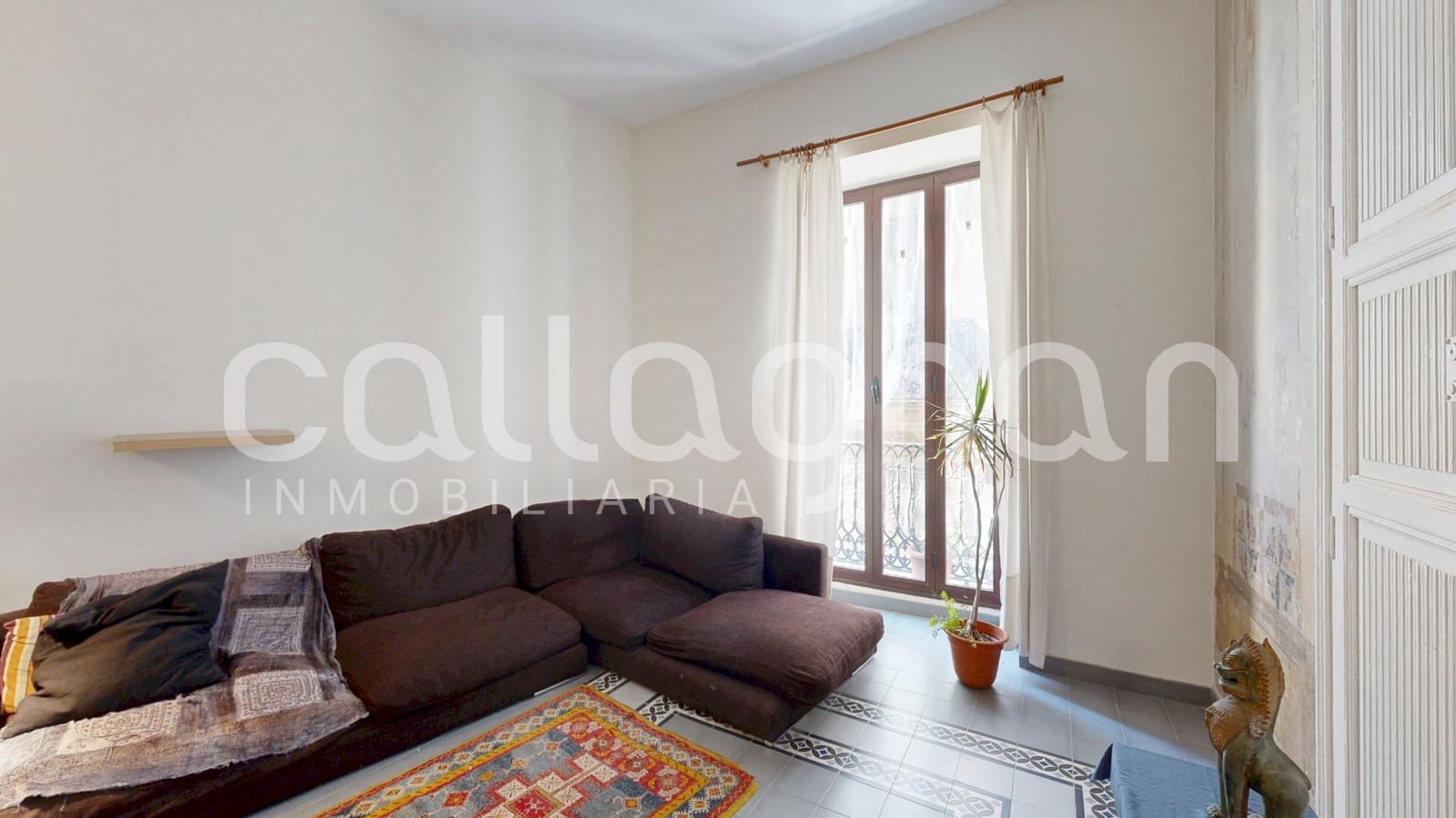 4 bedroom Flat for sale in Valencia city - € 590,000 (Ref: 9625901)