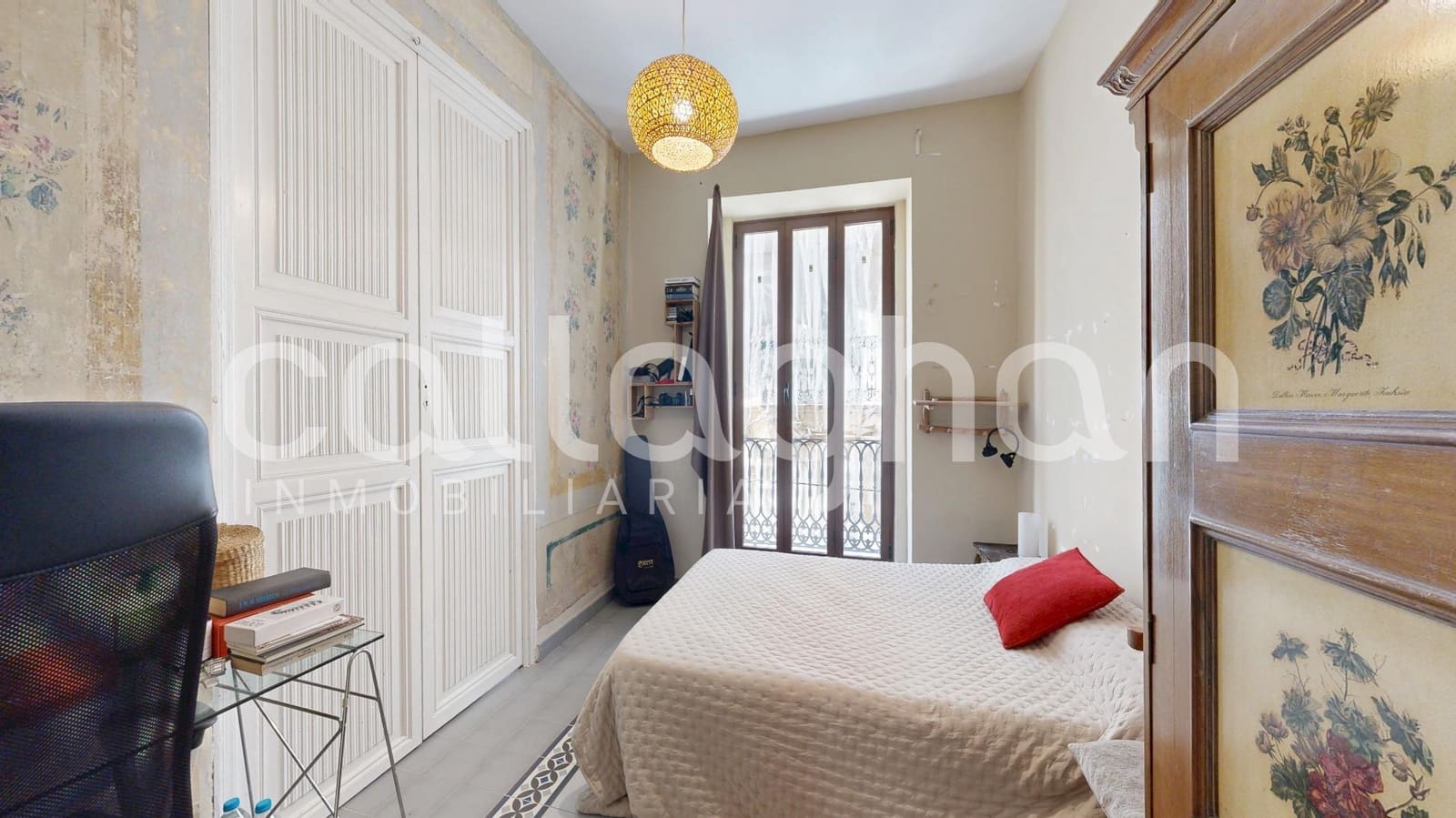 4 bedroom Flat for sale in Valencia city - € 590,000 (Ref: 9625901)