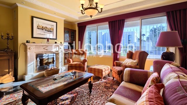 9 bedroom Villa for sale in Torrent with pool garage - € 1,200,000 (Ref: 9630279)