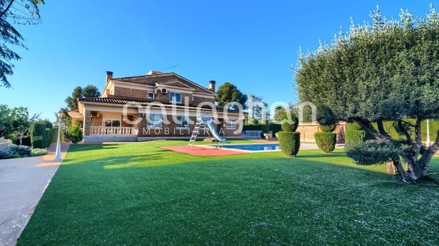 9 soveværelse Villa til salg i Torrent med swimmingpool garage - € 1.175.000 (Ref: 9630279)