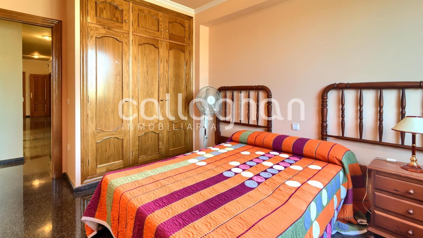 9 bedroom Villa for sale in Torrent with pool garage - € 1,175,000 (Ref: 9630279)