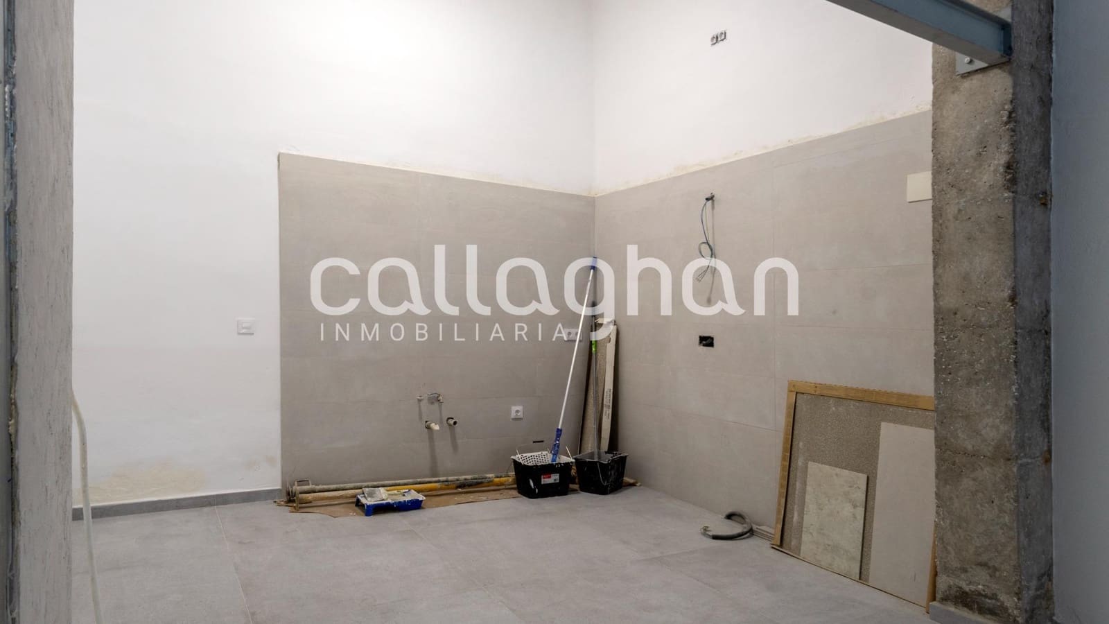 Komercyjne na sprzedaż w Miasto Walencja - 125 000 € (Ref: 9630280)