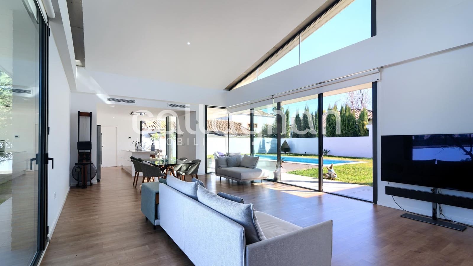 4 bedroom Villa for sale in L'Eliana with pool garage - € 1,380,000 (Ref: 9630281)