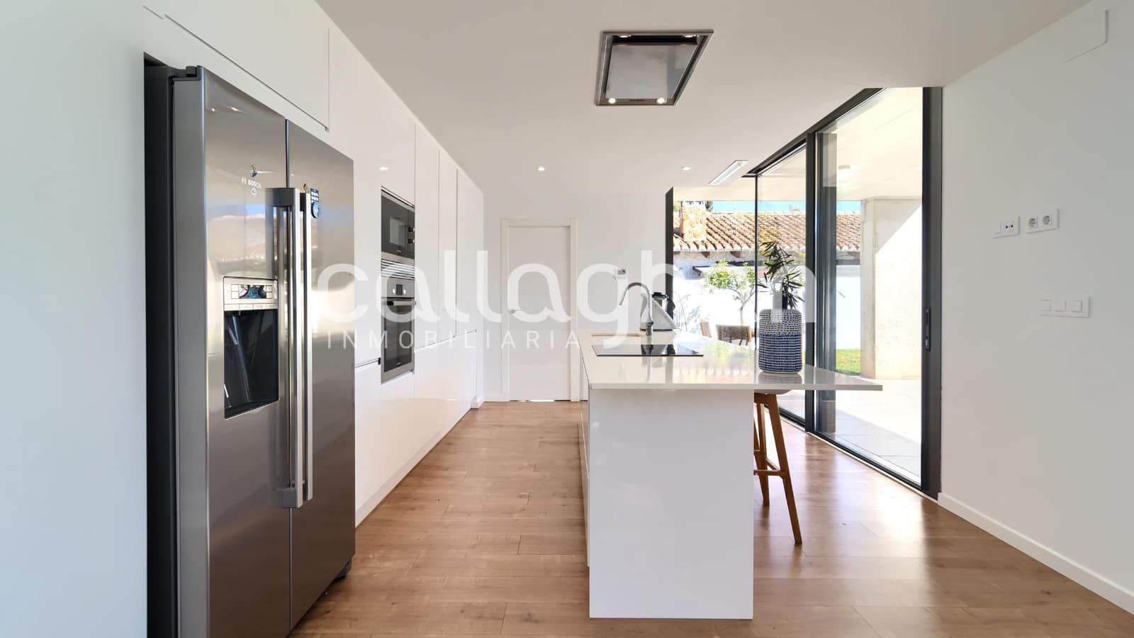 4 bedroom Villa for sale in L'Eliana with pool garage - € 1,380,000 (Ref: 9630281)