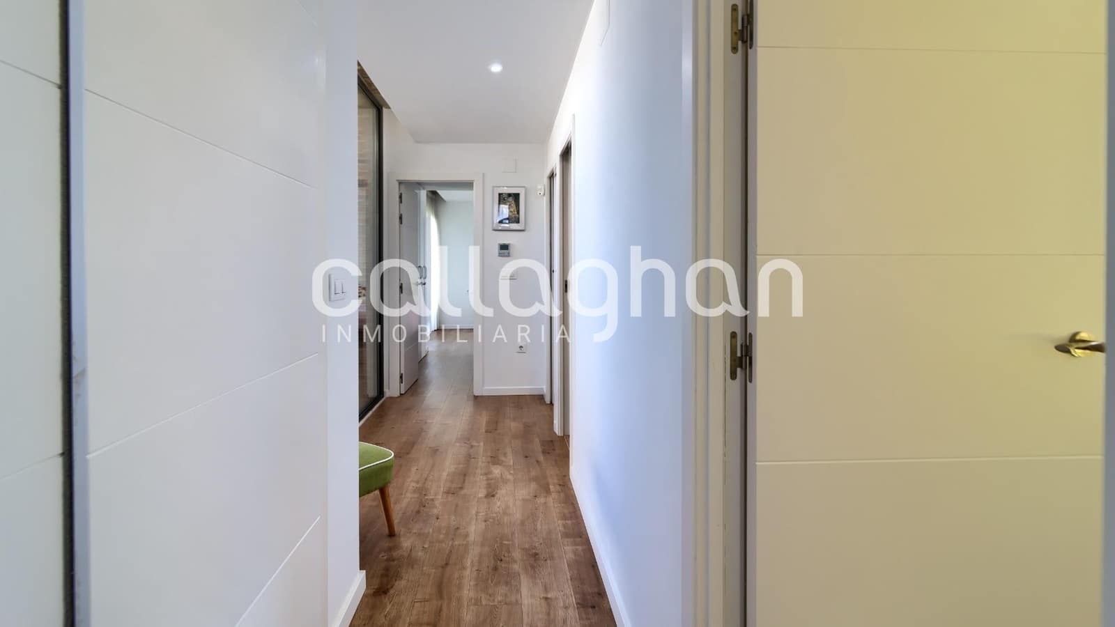 4 bedroom Villa for sale in L'Eliana with pool garage - € 1,380,000 (Ref: 9630281)