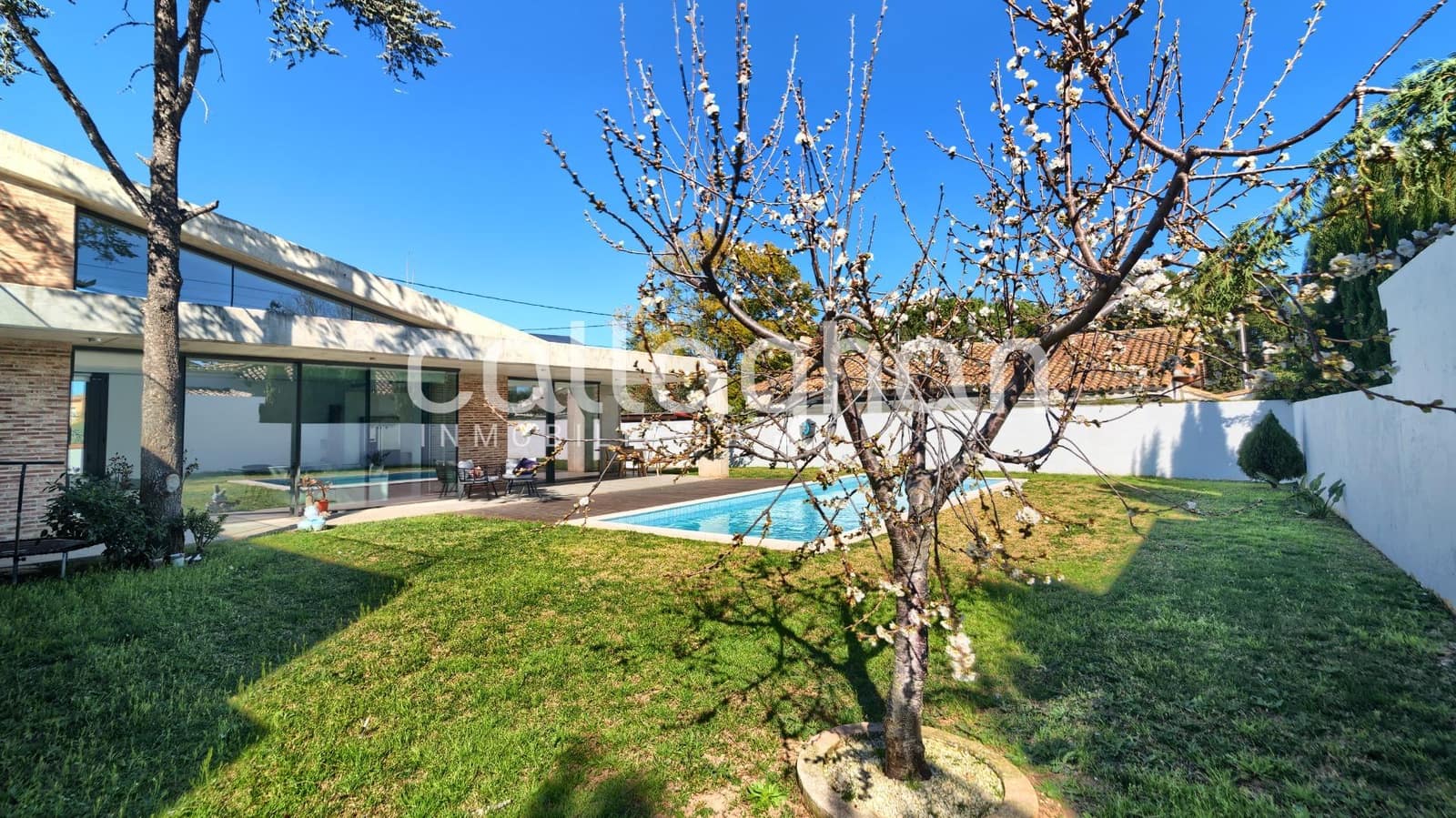4 bedroom Villa for sale in L'Eliana with pool garage - € 1,380,000 (Ref: 9630281)