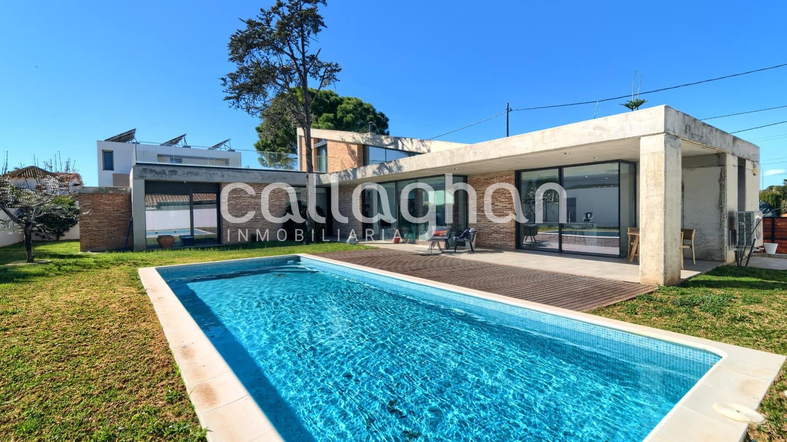 4 bedroom Villa for sale in L'Eliana with pool garage - € 1,380,000 (Ref: 9630281)