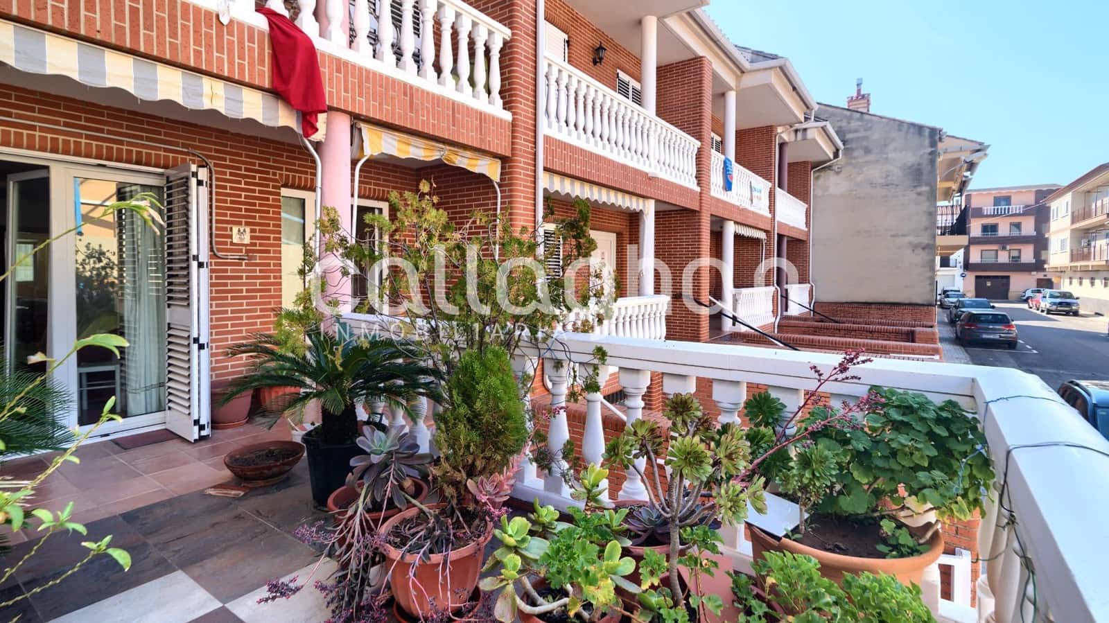 Adosado de 5 habitaciones en València ciudad en venta con garaje - 310.000 € (Ref: 9634508)