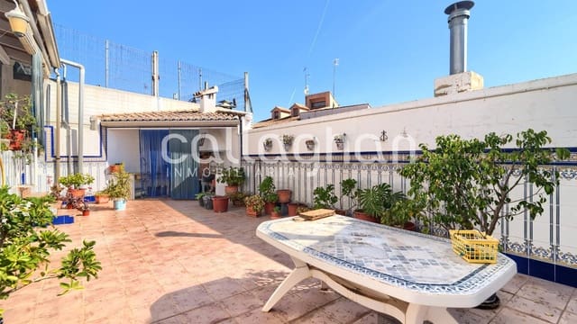 Adosado de 5 habitaciones en València ciudad en venta con garaje - 310.000 € (Ref: 9634508)