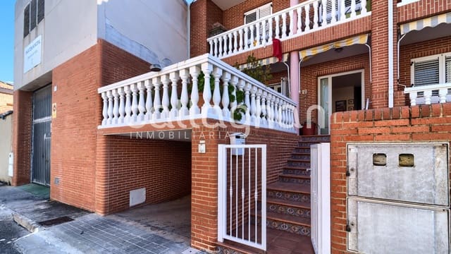 Adosado de 5 habitaciones en València ciudad en venta con garaje - 310.000 € (Ref: 9634508)