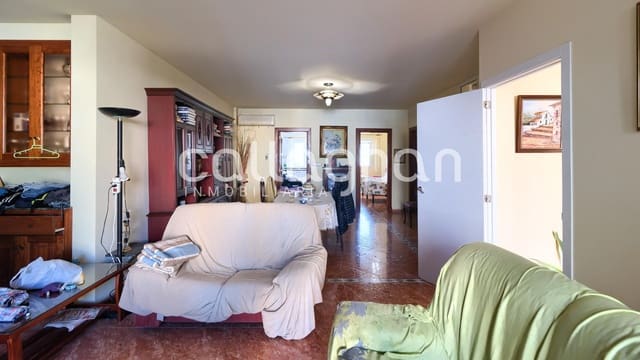 5 soveværelse Rækkehus til salg i Valencia by med garage - € 299.000 (Ref: 9634508)