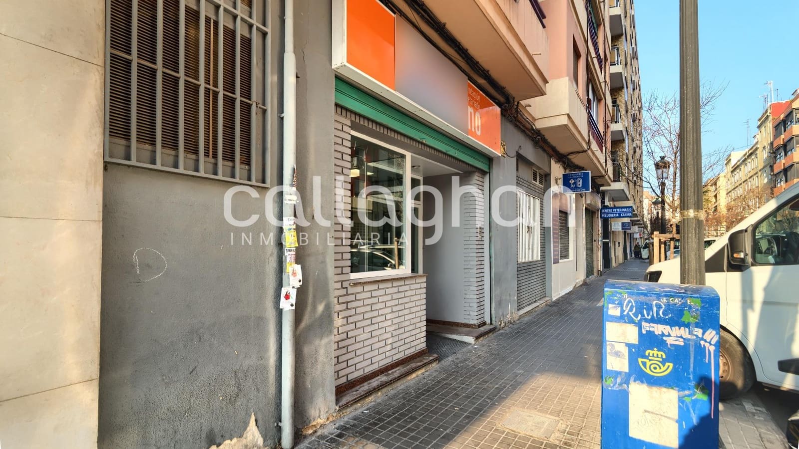 Erhverv til leje i Valencia by - € 2.200 (Ref: 9637783)