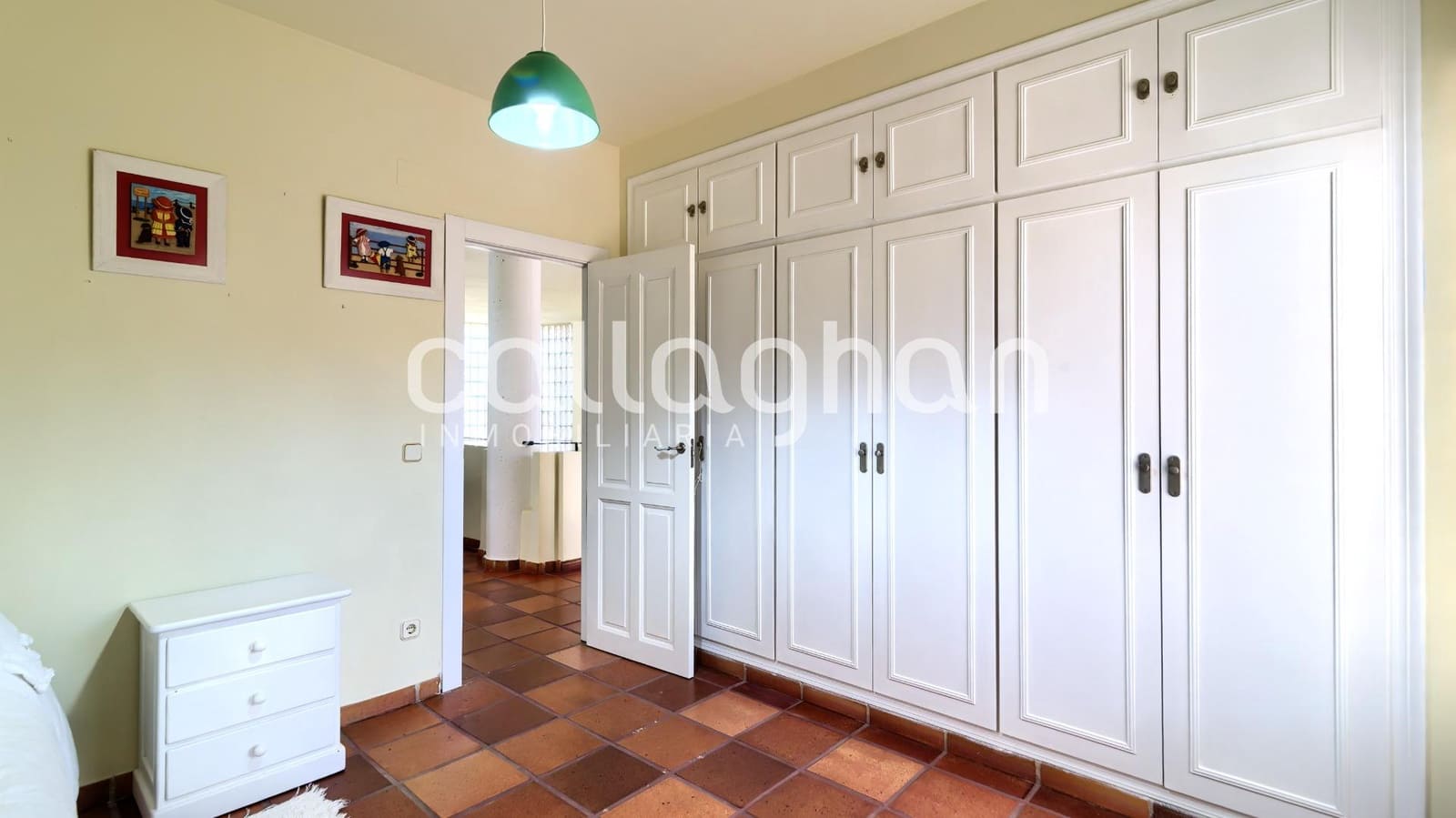 5 slaapkamer Rijtjeshuis te koop in Sagunto / Sagunt met zwembad garage - € 800.000 (Ref: 9637784)