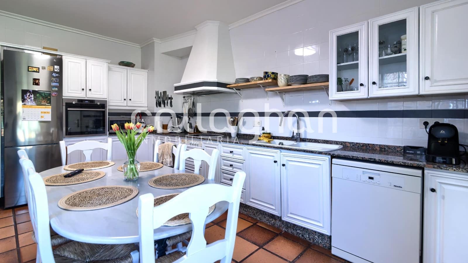 5 slaapkamer Rijtjeshuis te koop in Sagunto / Sagunt met zwembad garage - € 800.000 (Ref: 9637784)