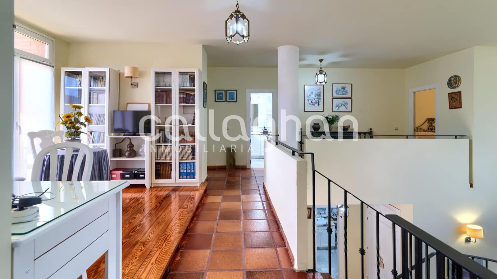 5 slaapkamer Rijtjeshuis te koop in Sagunto / Sagunt met zwembad garage - € 800.000 (Ref: 9637784)