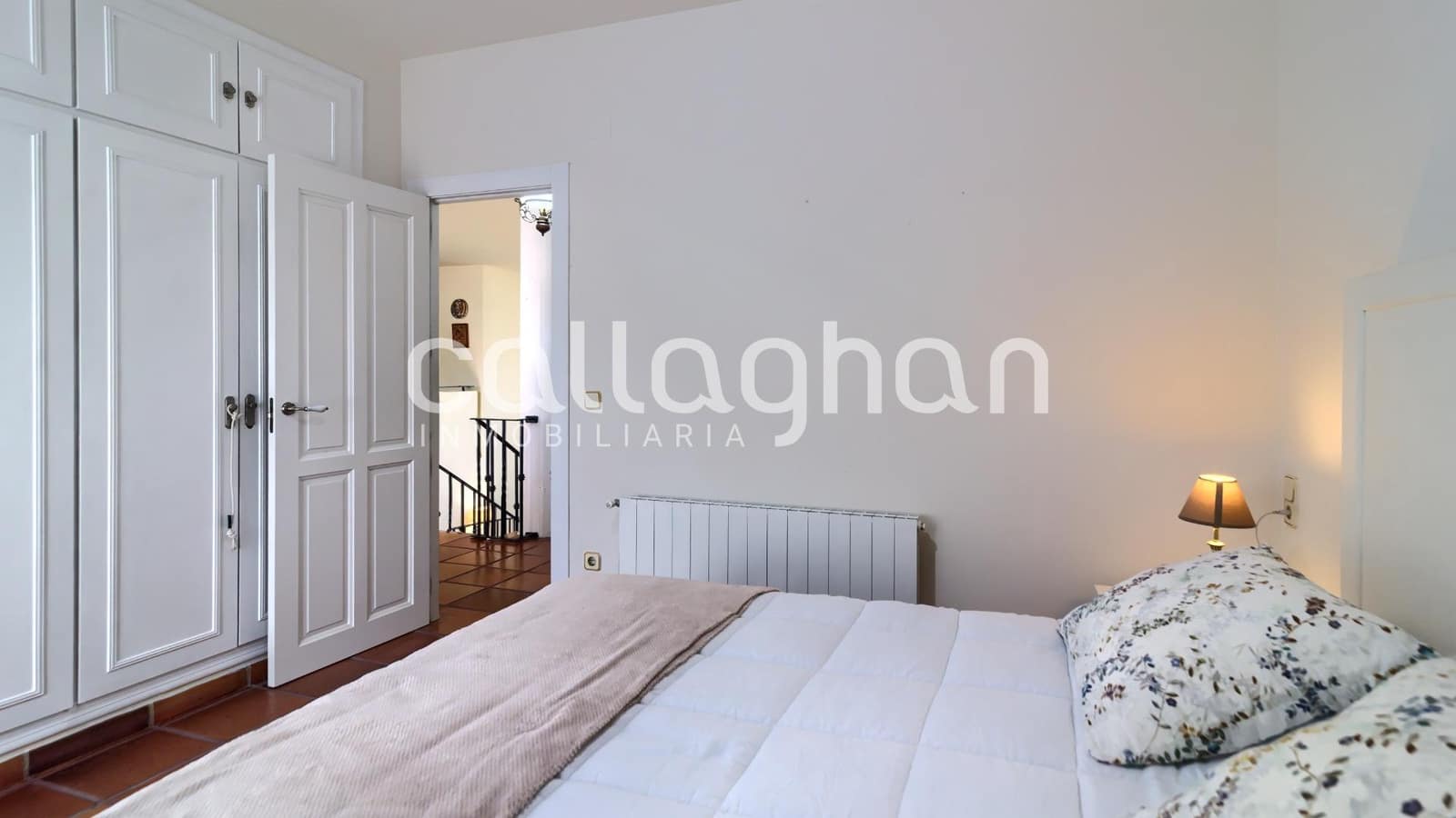 5 slaapkamer Rijtjeshuis te koop in Sagunto / Sagunt met zwembad garage - € 800.000 (Ref: 9637784)