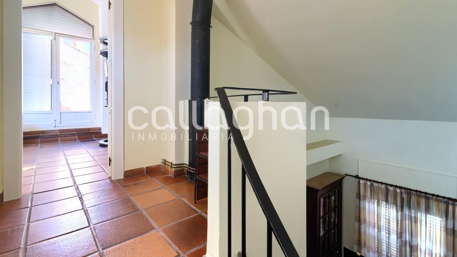 5 slaapkamer Rijtjeshuis te koop in Sagunto / Sagunt met zwembad garage - € 800.000 (Ref: 9637784)