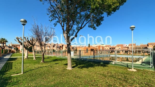 5 slaapkamer Rijtjeshuis te koop in Sagunto / Sagunt - € 800.000 (Ref: 9637784)